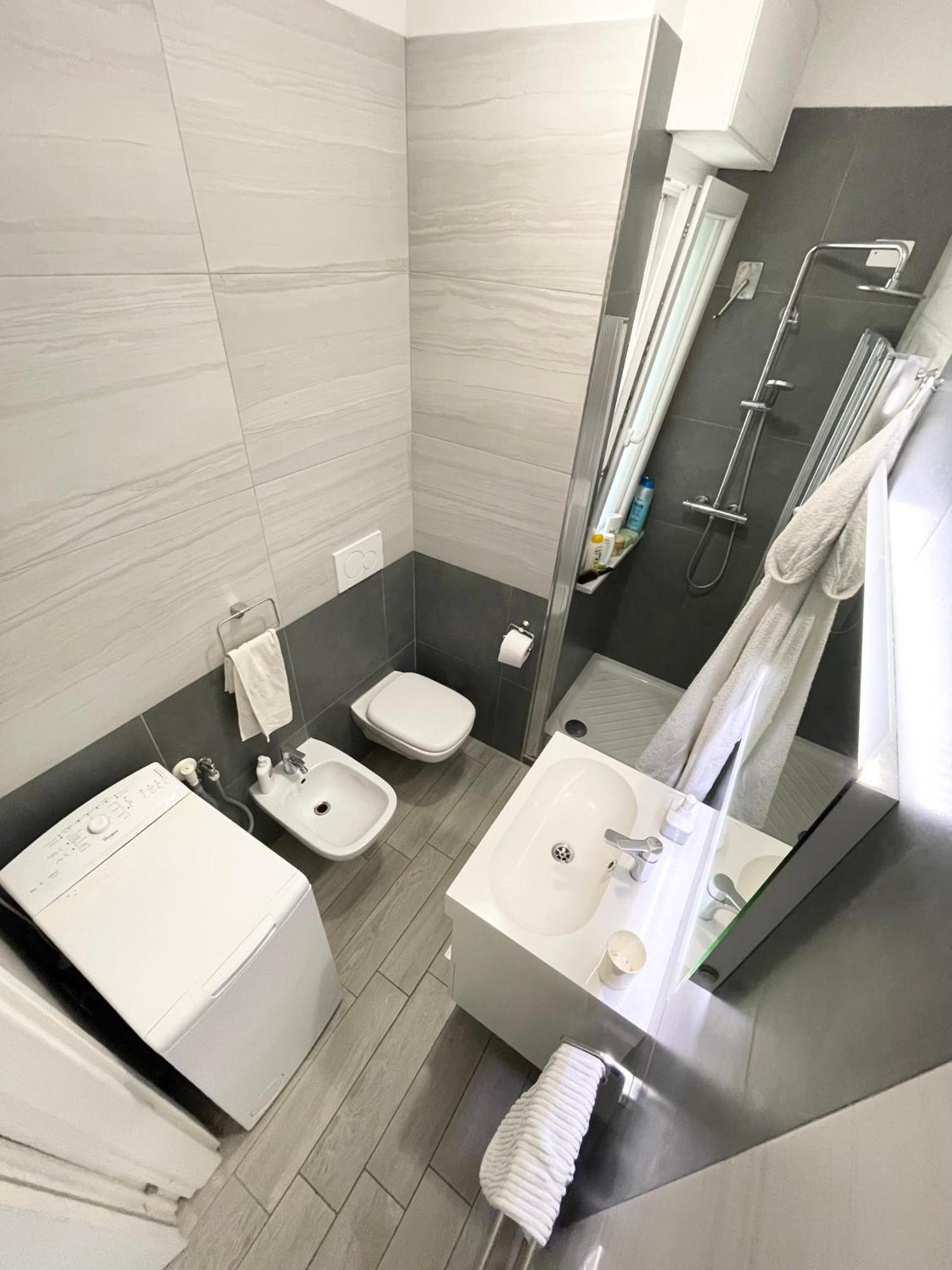 Appartamento Moderno Sul Mare Marina di Massa Exterior photo
